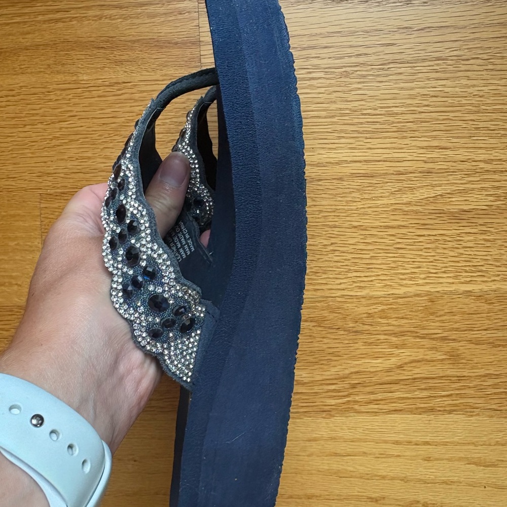 Yellow Box Navy Beaded Women's Flip Flop Sandals - Picture 3 of 8